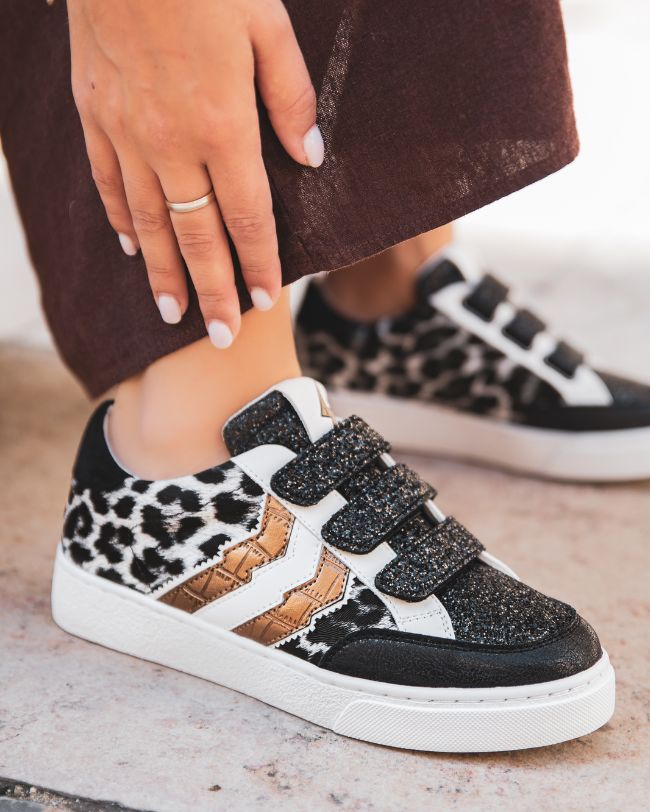 Basket femme à paillettes noires léopard à scratch - CL13 BLACK - Casualmode.fr