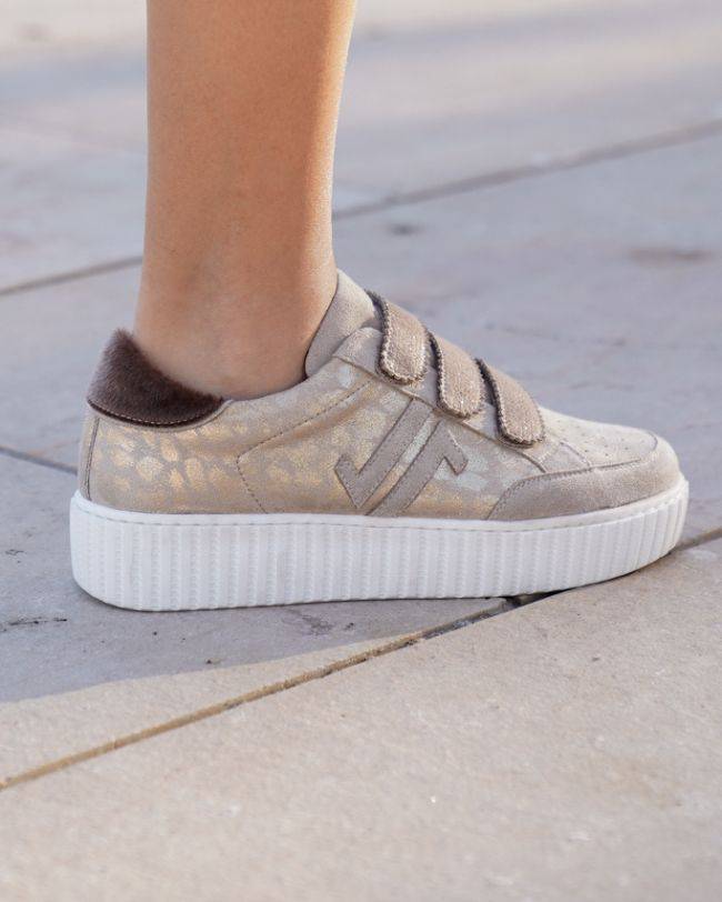 Basket Léopard avec Empiècements Taupe et Scratchs Pailletés Cuivrés - CL70 TAUPE - cl11sneakers.fr
